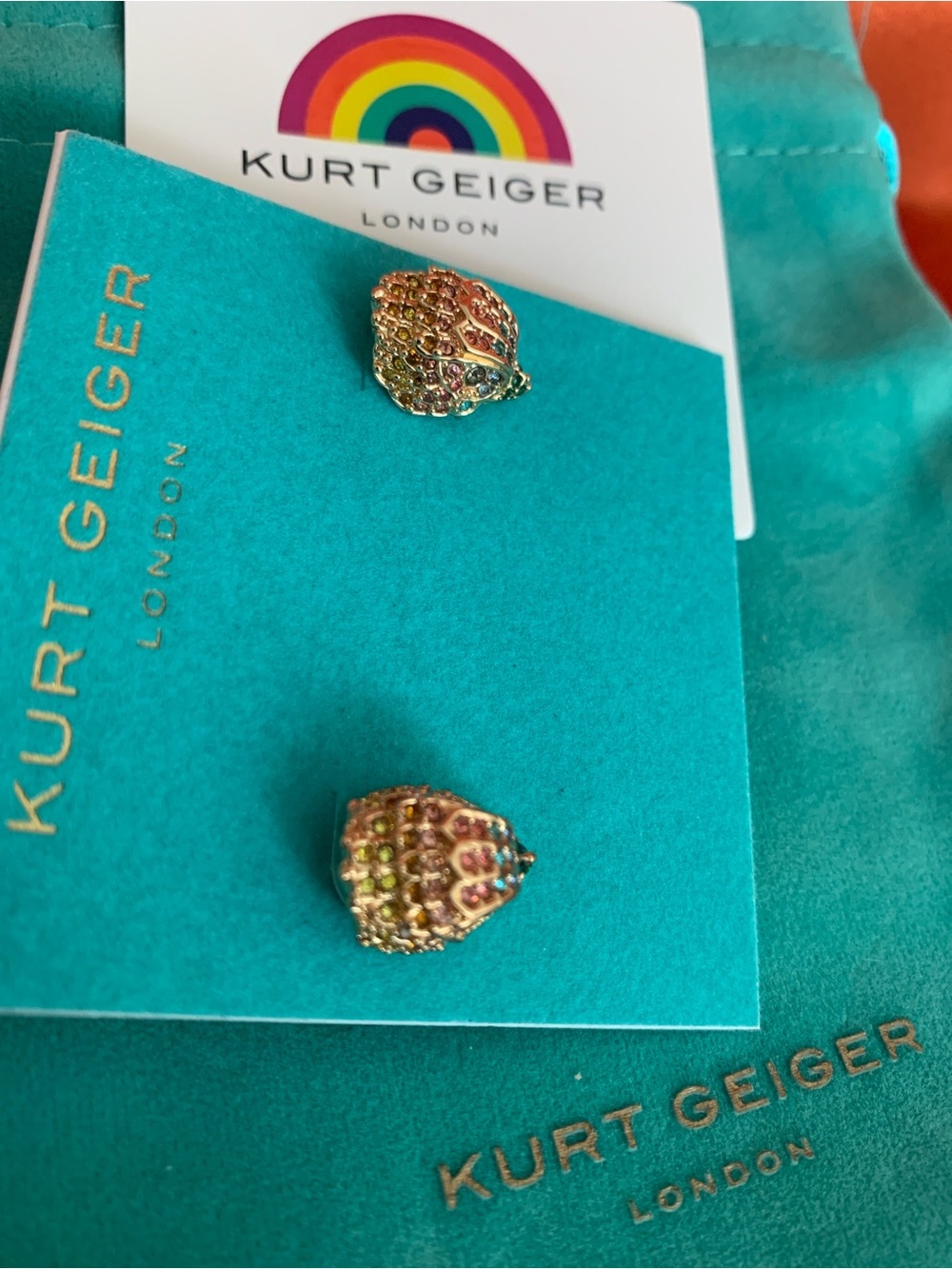 Kurt Geiger Kids Gold-Tone Multicolor Crystal Heart Studs - Picture 3 of 6